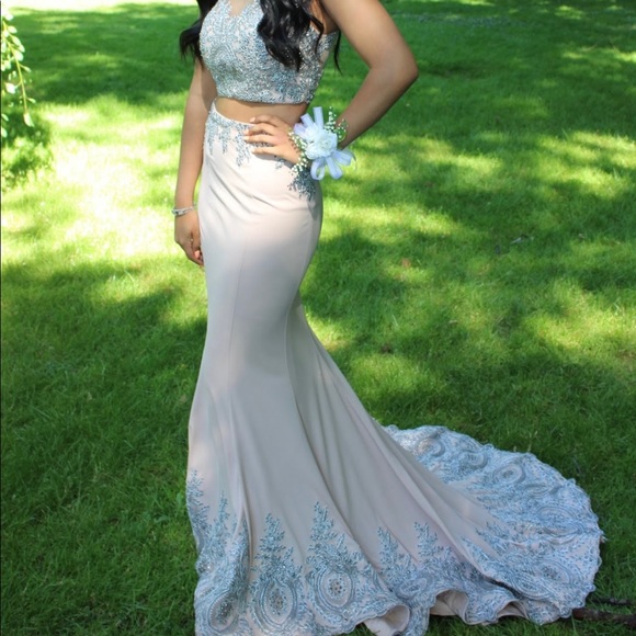 Blush pink formal dress - Picture 2 of 6